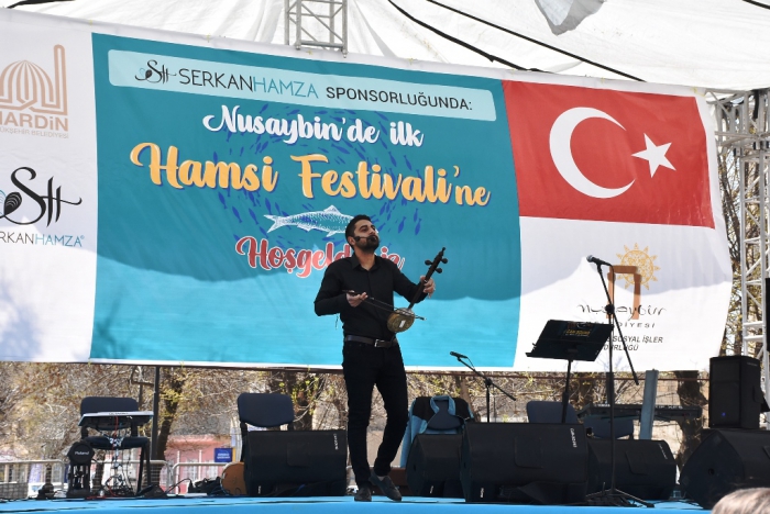 Nusaybin’de ilk defa düzenlenen Hamsi Festivali büyük ilgi gördü