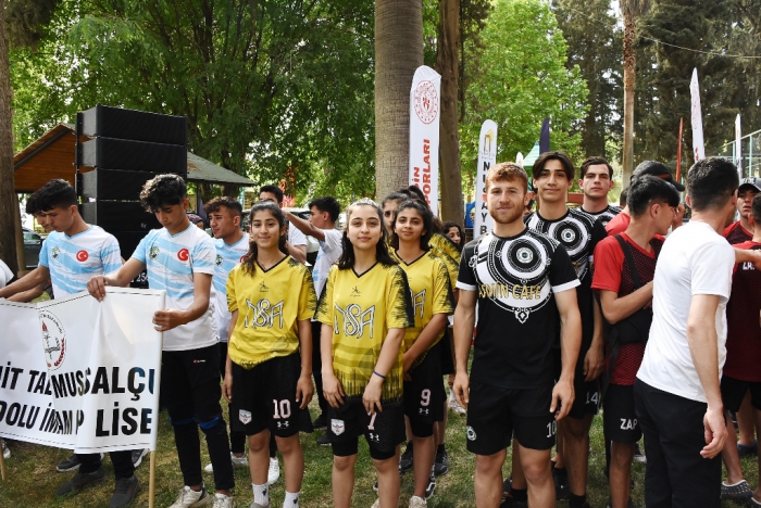 Nusaybin'de ilk defa düzenlenen Rafting Okul Sporları Şampiyonası sona erdi