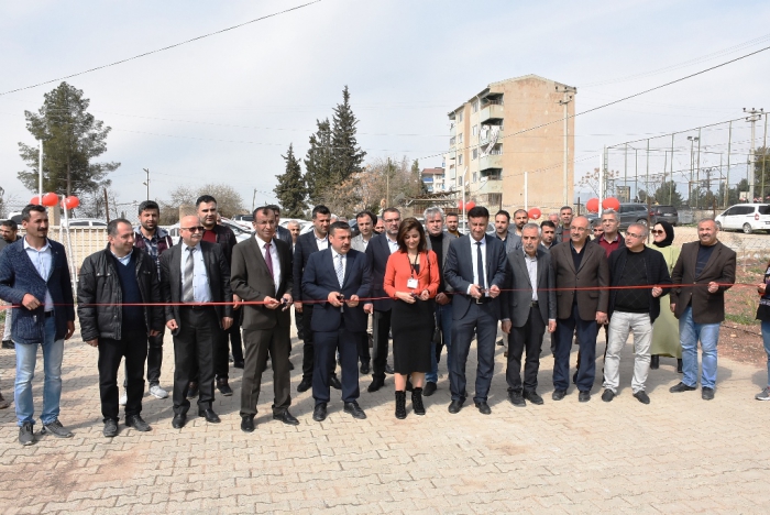 Nusaybin Gazi Anadolu Lisesi ve Gazi Ortaokulunda Tübitak-4006 Bilim Fuarı açıldı