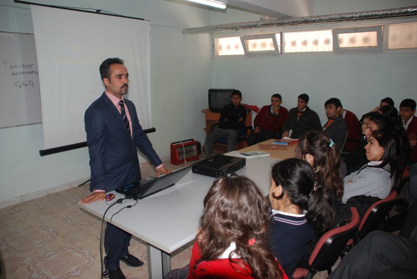 Nusaybin'de Öğrencilere yönelik Meslek Tanıtım günleri başladı