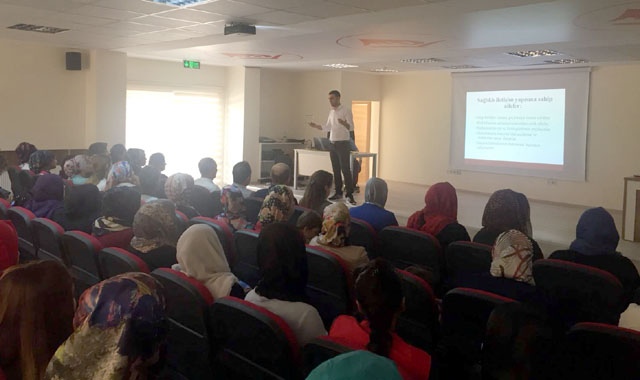 Nusaybin'de Aile içi iletişim eğitimi semineri verildi