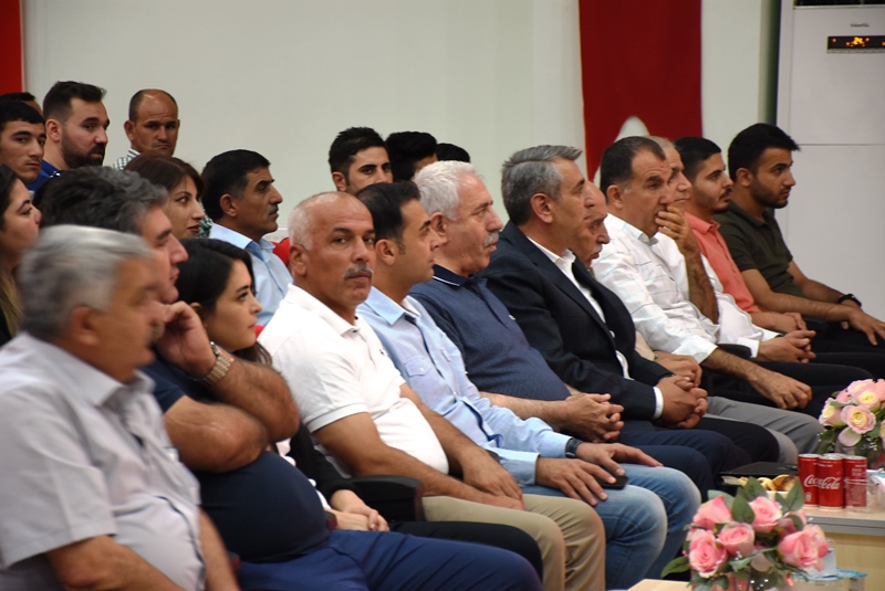 Ak Parti Nusaybin'de Aylık Danışma Meclisini yaptı