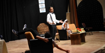 Anadolu Lisesi, bir öğrencinin sınav günlüğünü tiyatroya uyarladı