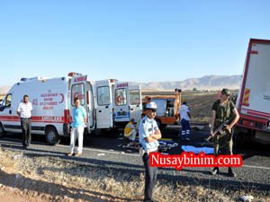 Nusaybin'de Trafik Kazası: 4 Ölü 1 yaralı