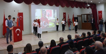 Cumhuriyet Bayramı Nusaybin'de yapılan törenle kutlandı