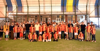 Galatasaray Nusaybin Futbol Okulu Ege Bölgesi Kampı Başladı