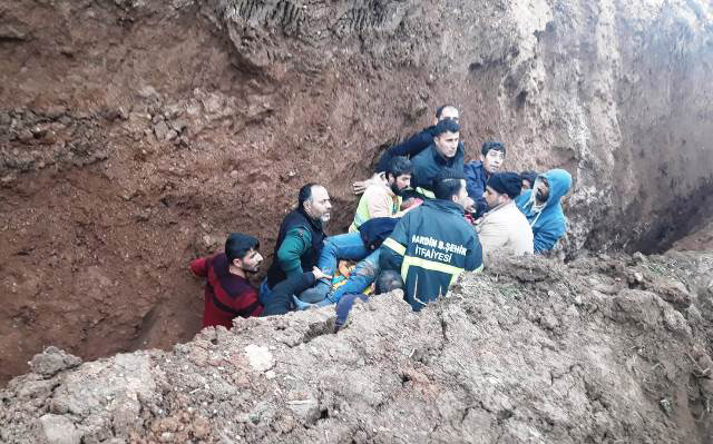 Altyapı çalışmalarında göçük altında kalan işçi hayatını kaybetti