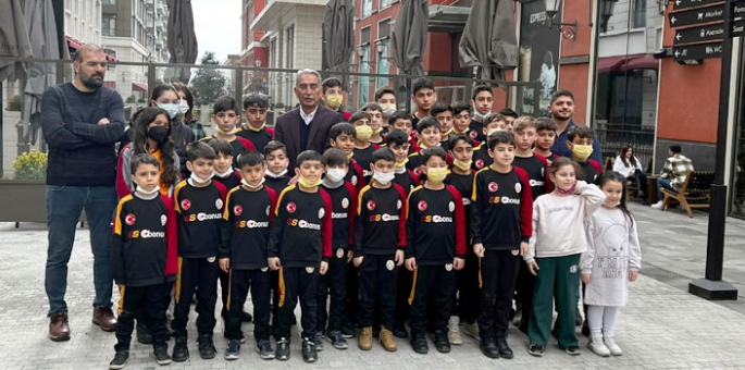 GS eski başkanı Adnan Polat, Nusaybinli öğrencileri kabul etti