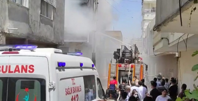 Hastane personelinin evi yangında küle döndü