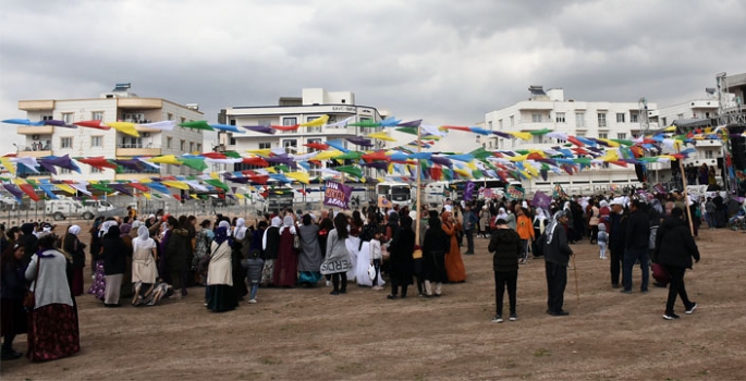 HDP Nusaybin'de 8 Mart Dünya Kadınlar Günü etkinliği düzenledi