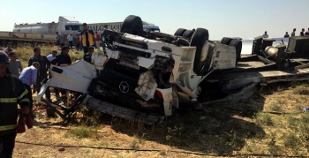 İpek yolunda trafik kazası, 1 kişi hayatını kaybetti 3 kişi yaralandı