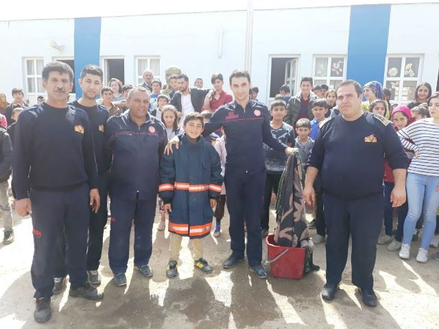 Nusaybin itfaiyesinden okullarda yangın tatbikatı