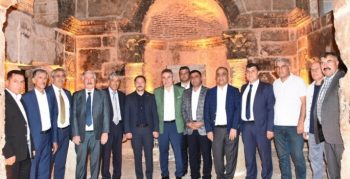 Cumhurbaşkanı Başdanışmanı Ahmet Minder Nusaybin'i ziyaret etti