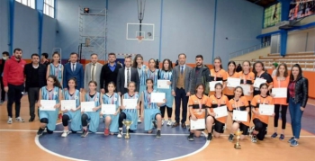 Gazi Anadolu Lisesi Mardin İl Şampiyonu oldu
