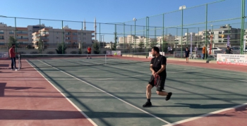 Nusaybin'de ilk defa Kort Tenisi Turnuvası düzenlendi