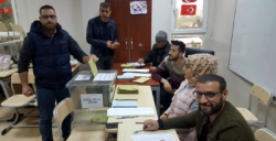 Nusaybin'de oy verme işlemi başladı