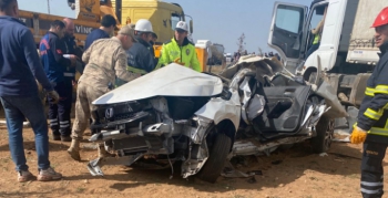 Nusaybin - Mardin - Kızıltepe üç yolun feci kaza, 2 kişi hayatını kaybetti