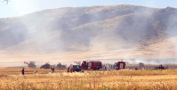 Kasrikte çıkan yangın ekinlere sıçradı