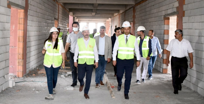 Neriman ve Celal Özel Nusaybin Meslek Yüksekokulu inşaatında hızlı ilerleme