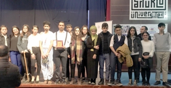 Nusaybin Anadolu Lisesinden Tiyatro Başarısı