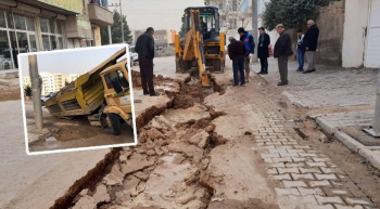 Nusaybin’de çöken yol onarıldı