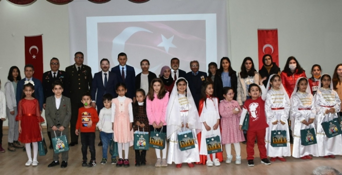 Nusaybin'de İstiklal Marşı'nın kabulü ve Mehmet Akif Ersoy'u Anma Programı düzenlendi