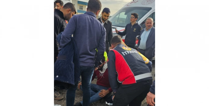 Nusaybin’de mazot yüklü tanker devrildi, 2 yaralı