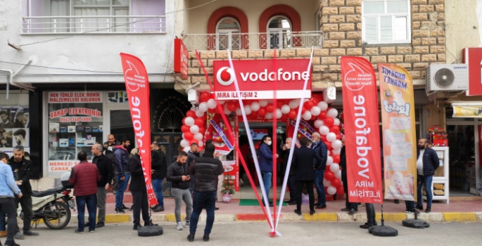 Nusaybin’de Mira İletişim Vodafone Ana Bayii ikinci şubesini açtı