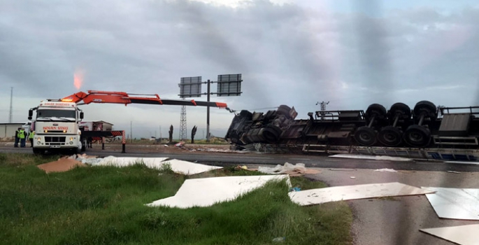 Nusaybin'de trafik kazası, 2 yaralı