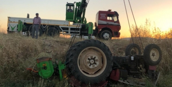 Nusaybin'de traktör altında kalan 1 kişi hayatını kaybetti