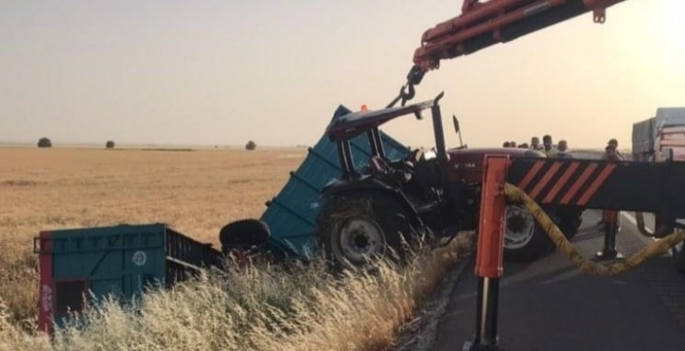 Nusaybin’de traktör devrildi, 1 yaralı