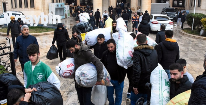 Nusaybin'den deprem bölgesine yardım seferberliği