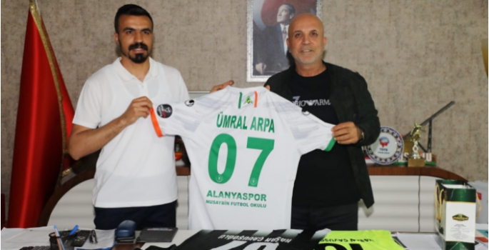 Nusaybin'e Aytemiz Alanyaspor Futbol Okulu açıldı