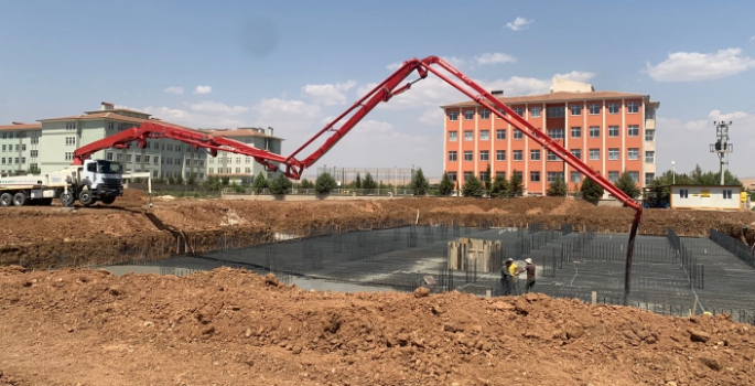 Nusaybin Fen Lisesinde ilk beton döküldü