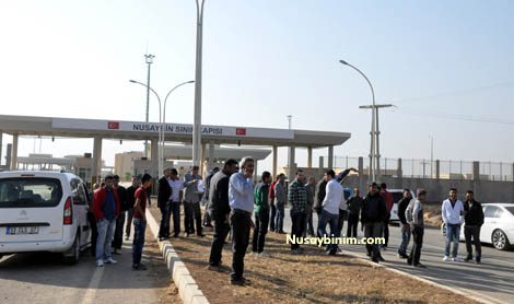 Nusaybin'de ihracatçılar Sınır kapısına yürüdü
