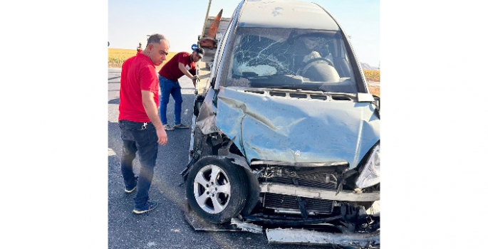 Nusaybin - Mardin Yolunda feci kazada, 6 yaralı