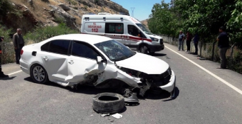 Nusaybin - Midyat kara yolunda kaza, 3 yaralı