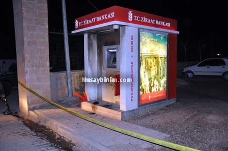 Nusaybin'de banka ATM'sine molotof