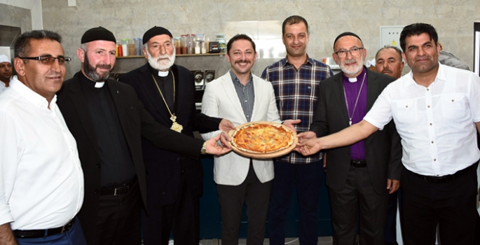 Nusaybin – Üçköy’de İzla Pizzeria açıldı