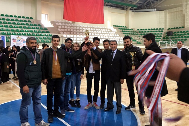 Nusaybin Anadolu Satrançta Mardin Şampiyonu oldu