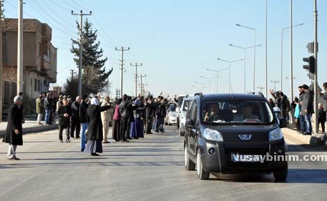 Elçi'nin cenaze konvoyu Nusaybin'den geçti