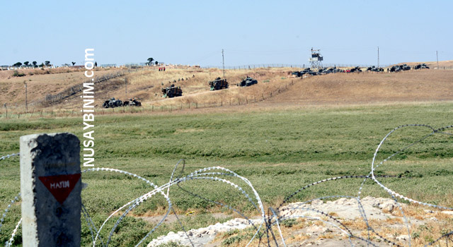 Nusaybin'de Suriye sınırında askeri tatbikat