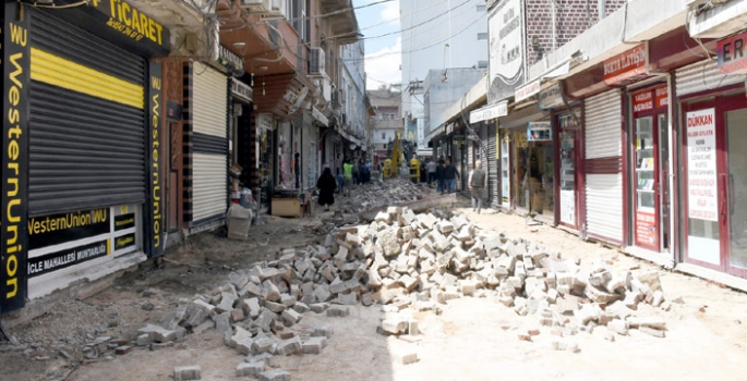 Tarihi Nusaybin Çarşısı'nda restorasyon çalışmaları başladı