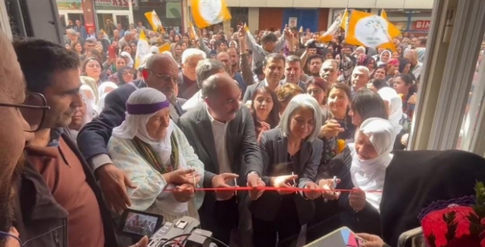 Yeşil Sol Parti Nusaybin'de seçim bürosu açtı