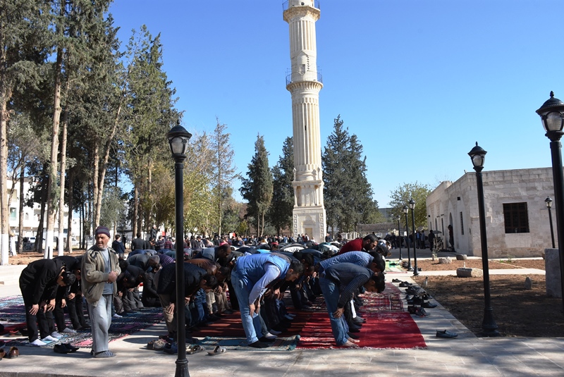 Restorasyondan geçen Nusaybin Zeynel Abidin Camii ibadete açıldı