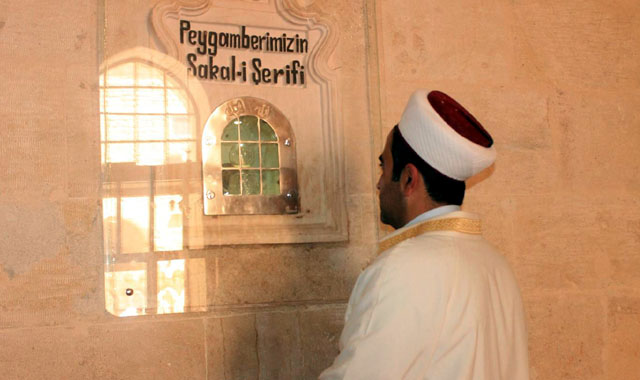 Mardin Ulu Camii'de Sakal-ı Şerif heyecanı