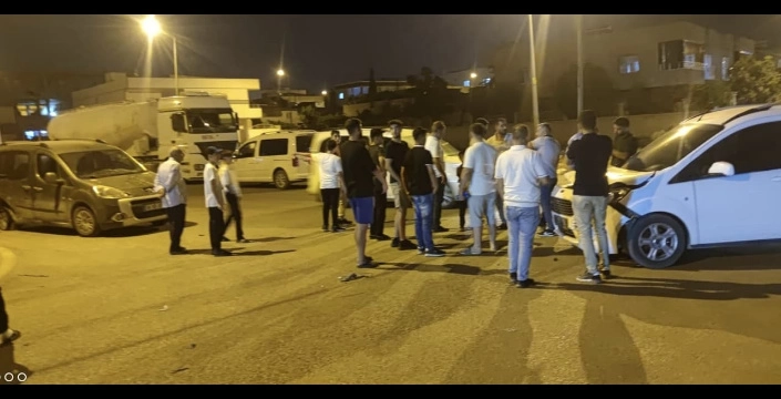 Nusaybin’de İki Hafif Ticari Araç Çarpıştı