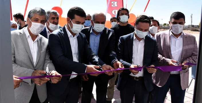 Nusaybin’de Özgür Medikal Marketi açıldı