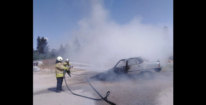 Nusaybin’de Seyir Halindeki Otomobil Alev Aldı