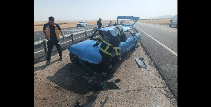 Nusaybin’de Trafik Kazası: Otomobil Hurdaya Döndü, 1 Kişi Yaralandı